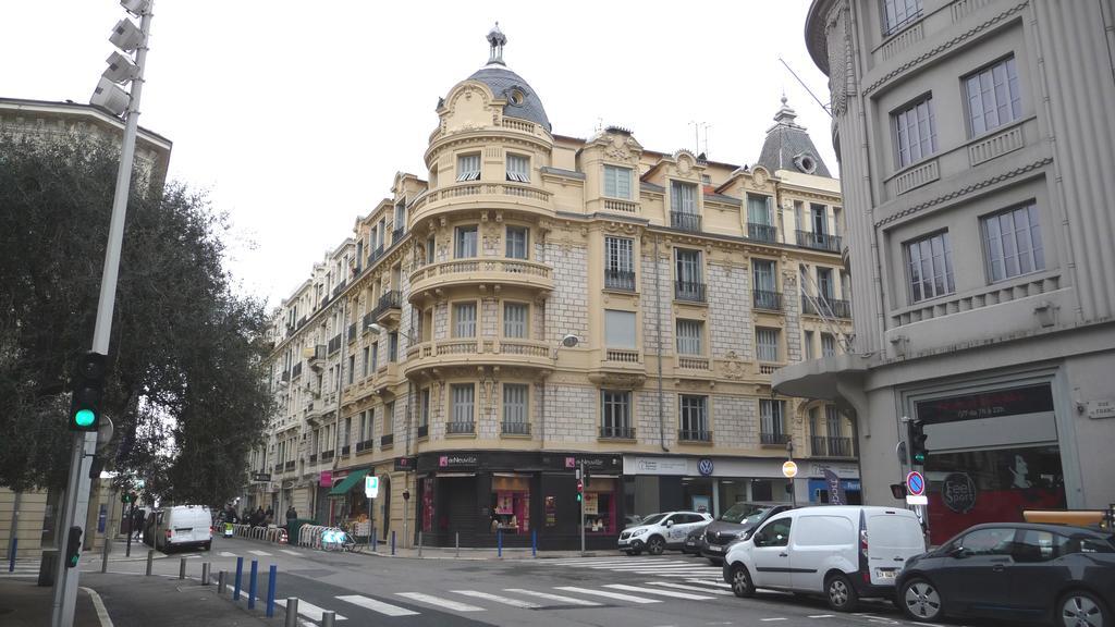 Carré d'or Very nice appart Near the beach Exterior foto